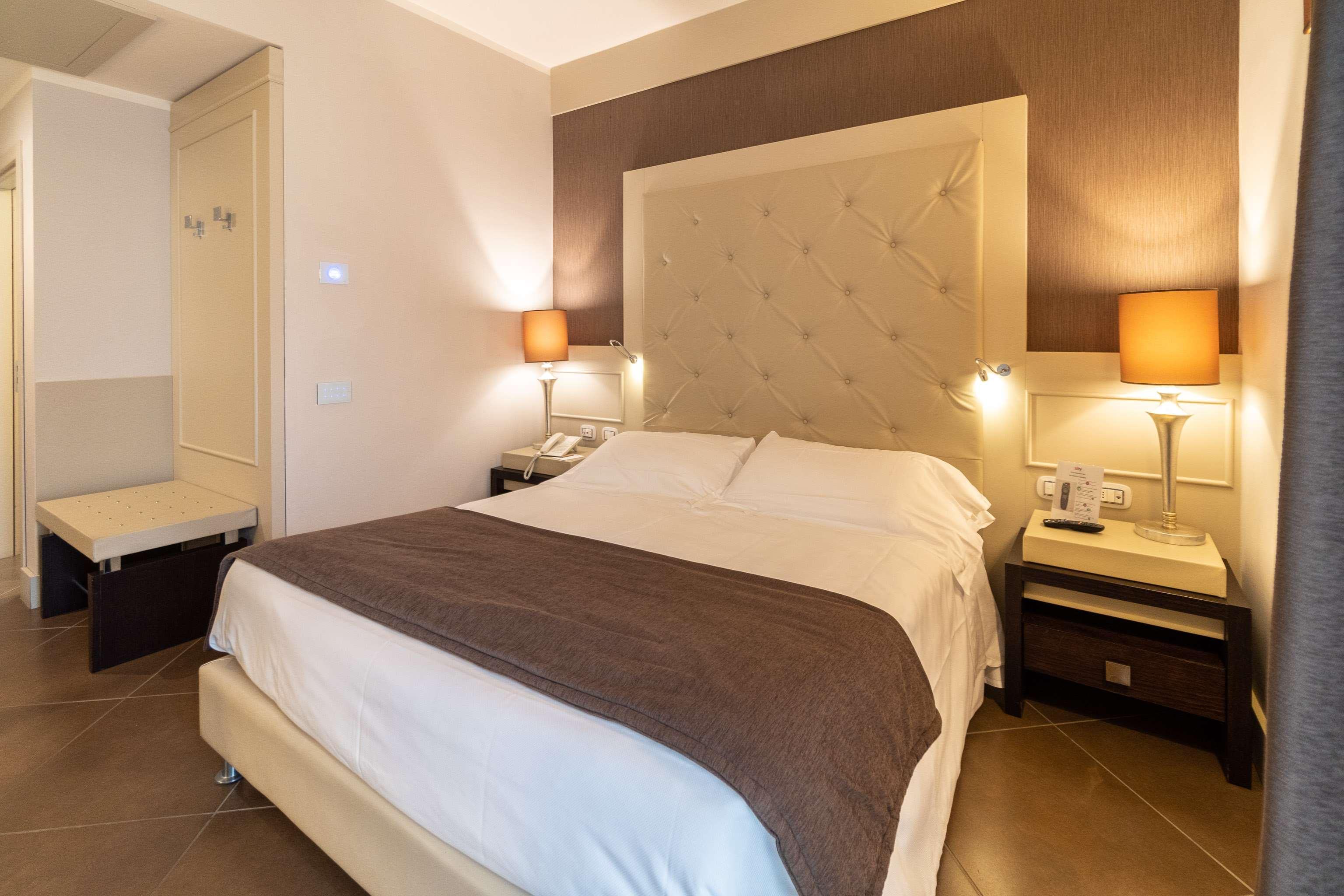 Best Western Plus Hotel Perla Del Porto Катандзаро Экстерьер фото