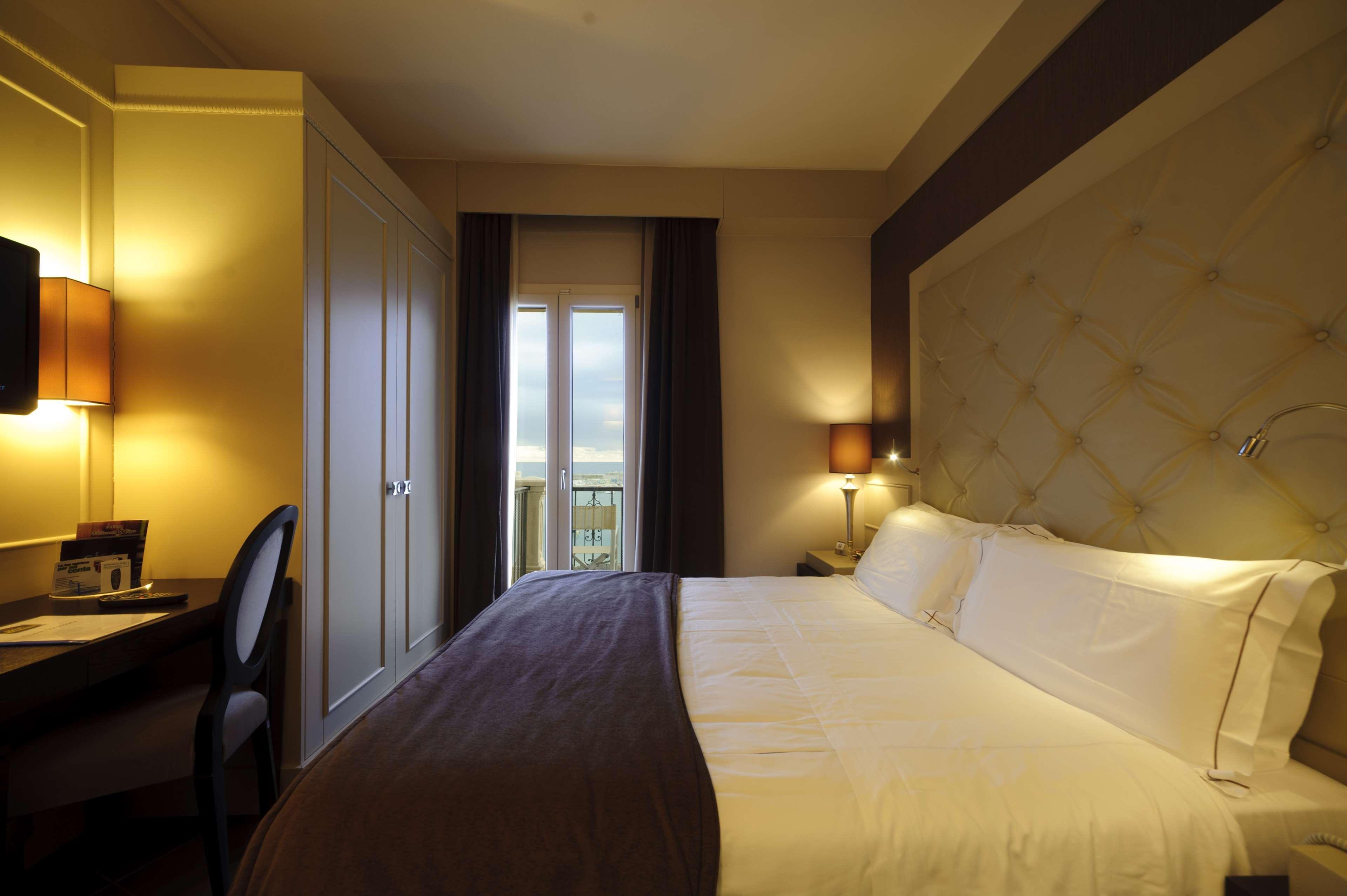 Best Western Plus Hotel Perla Del Porto Катандзаро Экстерьер фото